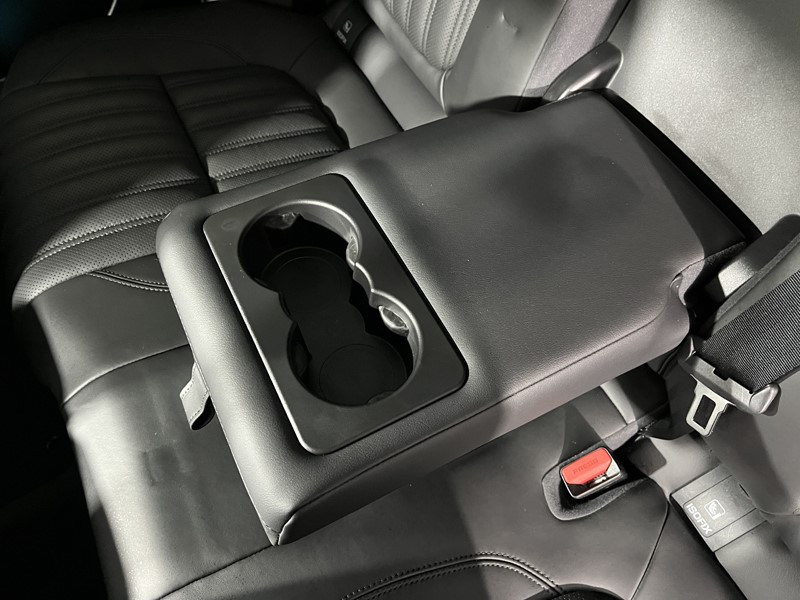 2020 (70) JAGUAR F-PACE 2.0d Portfolio 5dr Auto AWD 5101716