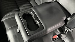 2020 (70) JAGUAR F-PACE 2.0d Portfolio 5dr Auto AWD 5101716