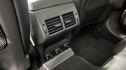 2020 (70) JAGUAR F-PACE 2.0d Portfolio 5dr Auto AWD 5101718