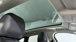 2020 (70) JAGUAR F-PACE 2.0d Portfolio 5dr Auto AWD 5101696