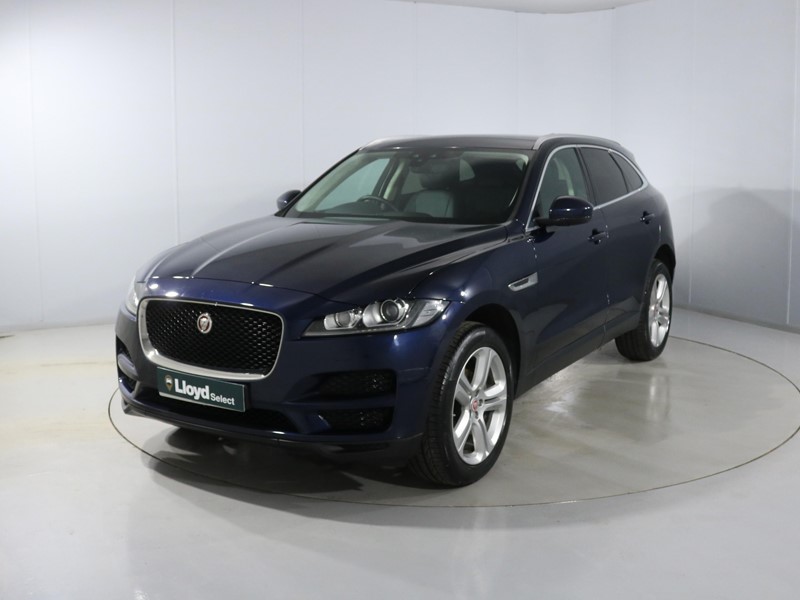 2020 (70) JAGUAR F-PACE 2.0d Portfolio 5dr Auto AWD 5101726