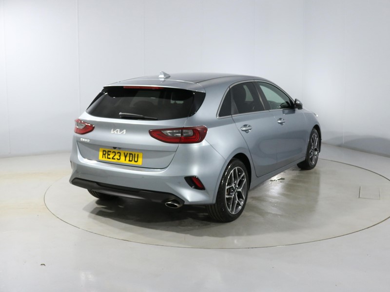 2023 (23) KIA CEED 1.5T GDi ISG 3 5dr 5101895