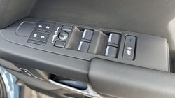 2025 (25) LAND ROVER DEFENDER 3.0 D250 X-Dynamic HSE 110 5dr Auto 4557367