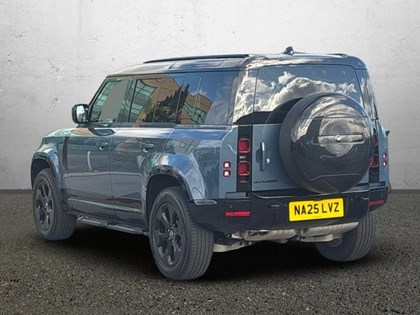2025 (25) LAND ROVER DEFENDER 3.0 D250 X-Dynamic HSE 110 5dr Auto