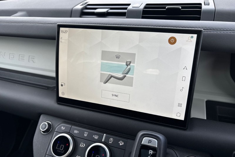 2025 (25) LAND ROVER DEFENDER 3.0 D250 X-Dynamic HSE 110 5dr Auto 4557374