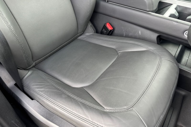 2025 (25) LAND ROVER DEFENDER 3.0 D250 X-Dynamic HSE 110 5dr Auto 4557369