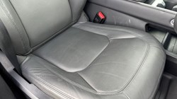 2025 (25) LAND ROVER DEFENDER 3.0 D250 X-Dynamic HSE 110 5dr Auto 4557369