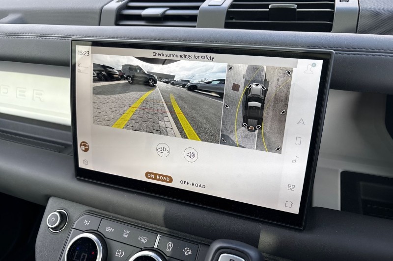 2025 (25) LAND ROVER DEFENDER 3.0 D250 X-Dynamic HSE 110 5dr Auto 4557356