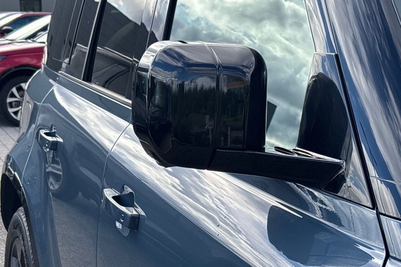 2025 (25) LAND ROVER DEFENDER 3.0 D250 X-Dynamic HSE 110 5dr Auto 4557391