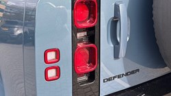 2025 (25) LAND ROVER DEFENDER 3.0 D250 X-Dynamic HSE 110 5dr Auto 4557363