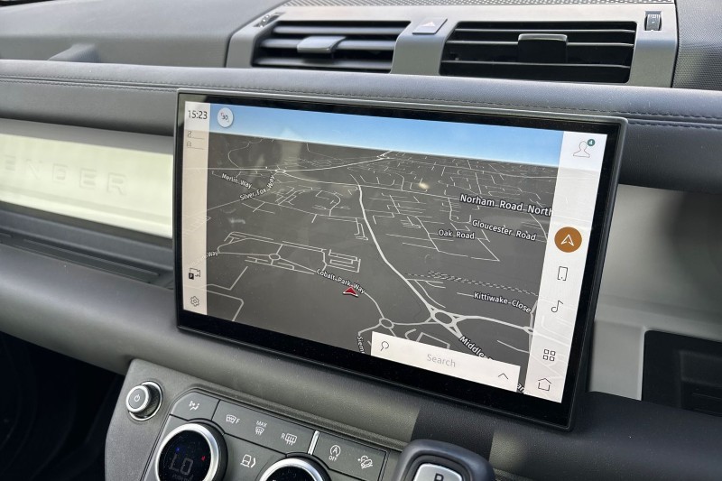 2025 (25) LAND ROVER DEFENDER 3.0 D250 X-Dynamic HSE 110 5dr Auto 4557355