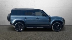 2025 (25) LAND ROVER DEFENDER 3.0 D250 X-Dynamic HSE 110 5dr Auto 4557349
