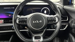 2024 (24) KIA SPORTAGE 1.6T GDi HEV GT-Line S 5dr Auto 5101299