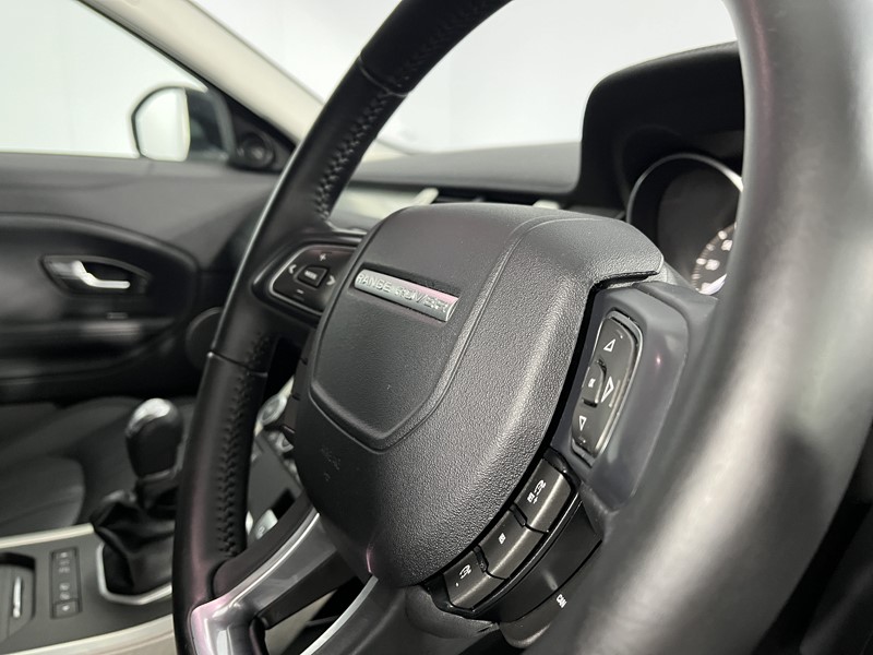 2017 (67) LAND ROVER RANGE ROVER EVOQUE 2.0 TD4 SE 5dr 5101749