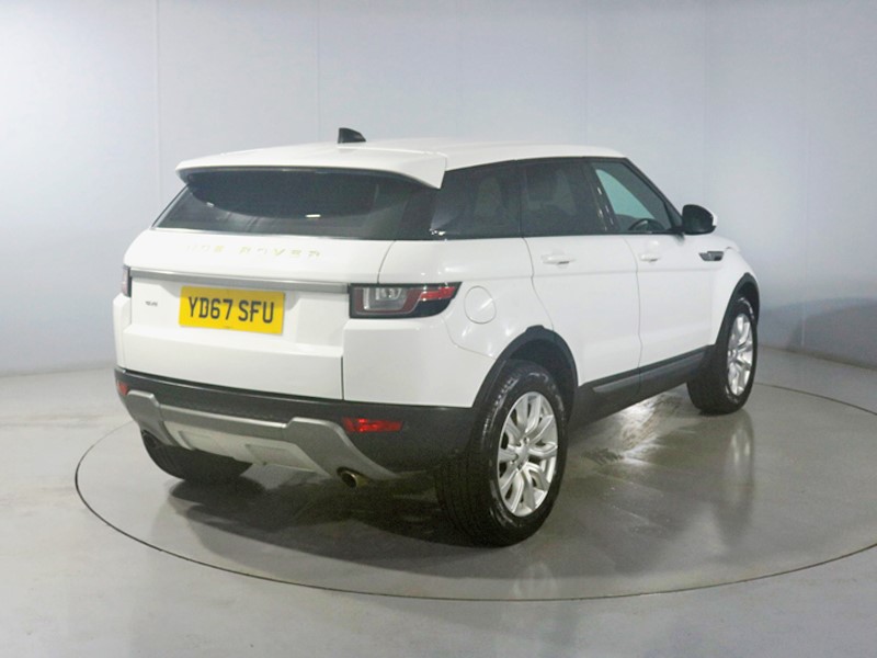 2017 (67) LAND ROVER RANGE ROVER EVOQUE 2.0 TD4 SE 5dr 5122842
