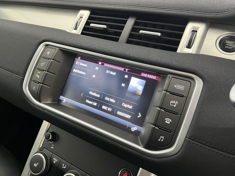 2017 (67) LAND ROVER RANGE ROVER EVOQUE 2.0 TD4 SE 5dr 5101754