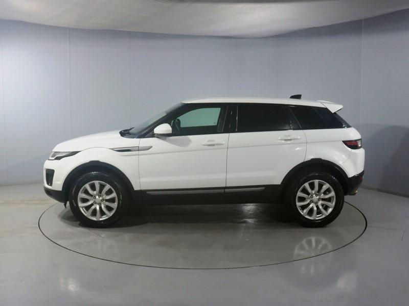 2017 (67) LAND ROVER RANGE ROVER EVOQUE 2.0 TD4 SE 5dr 5101772