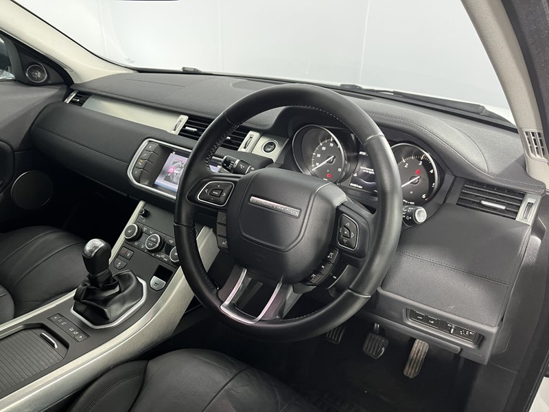 2017 (67) LAND ROVER RANGE ROVER EVOQUE 2.0 TD4 SE 5dr 5122805