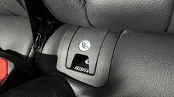 2017 (67) LAND ROVER RANGE ROVER EVOQUE 2.0 TD4 SE 5dr 5101764