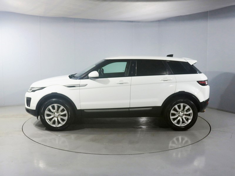 2017 (67) LAND ROVER RANGE ROVER EVOQUE 2.0 TD4 SE 5dr 5122843