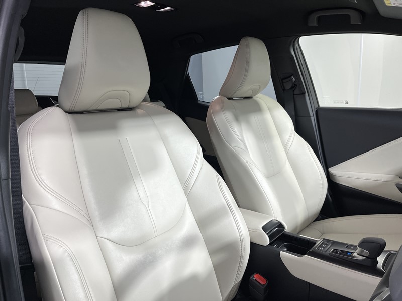 2024 (24) LEXUS LBX 1.5 Premium Plus 5dr E-CVT 5102001