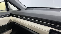 2024 (24) LEXUS LBX 1.5 Premium Plus 5dr E-CVT 5102017