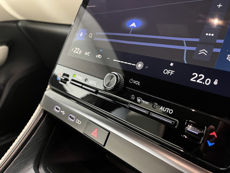 2024 (24) LEXUS LBX 1.5 Premium Plus 5dr E-CVT 5102020