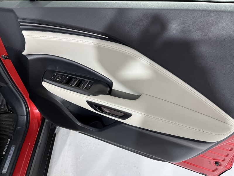 2024 (24) LEXUS LBX 1.5 Premium Plus 5dr E-CVT 5102010