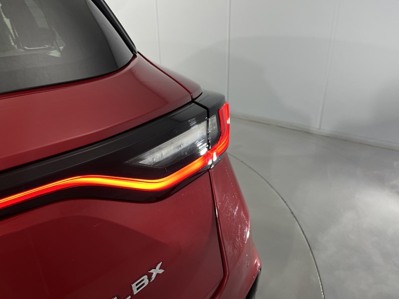 2024 (24) LEXUS LBX 1.5 Premium Plus 5dr E-CVT 5102030