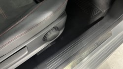 2020 (20) MERCEDES-BENZ A CLASS A180 AMG Line Executive 5dr Auto 5101654