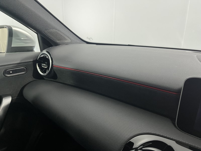 2020 (20) MERCEDES-BENZ A CLASS A180 AMG Line Executive 5dr Auto 5101661