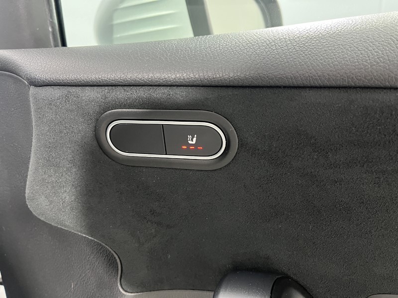 2020 (20) MERCEDES-BENZ A CLASS A180 AMG Line Executive 5dr Auto 5101656