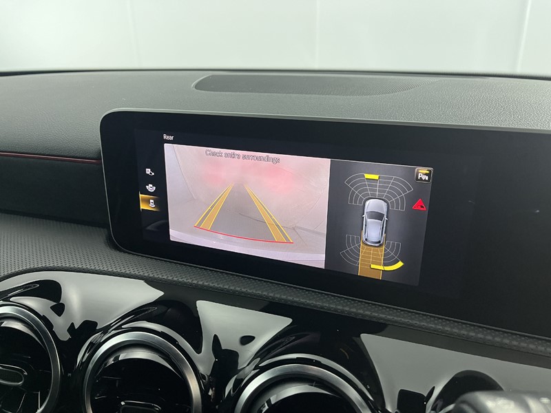 2020 (20) MERCEDES-BENZ A CLASS A180 AMG Line Executive 5dr Auto 5101653