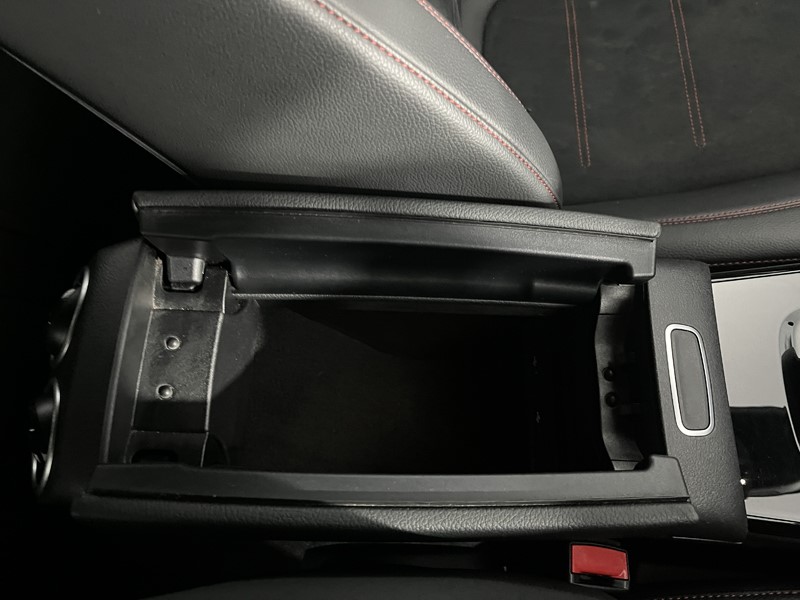 2020 (20) MERCEDES-BENZ A CLASS A180 AMG Line Executive 5dr Auto 5101668