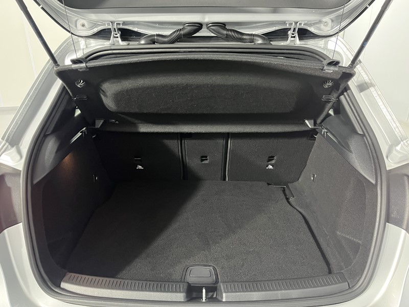 2020 (20) MERCEDES-BENZ A CLASS A180 AMG Line Executive 5dr Auto 5101648