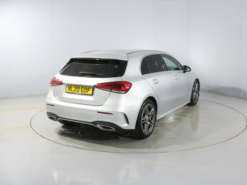 2020 (20) MERCEDES-BENZ A CLASS A180 AMG Line Executive 5dr Auto 5101678