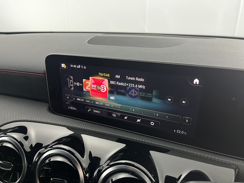 2020 (20) MERCEDES-BENZ A CLASS A180 AMG Line Executive 5dr Auto 5101662