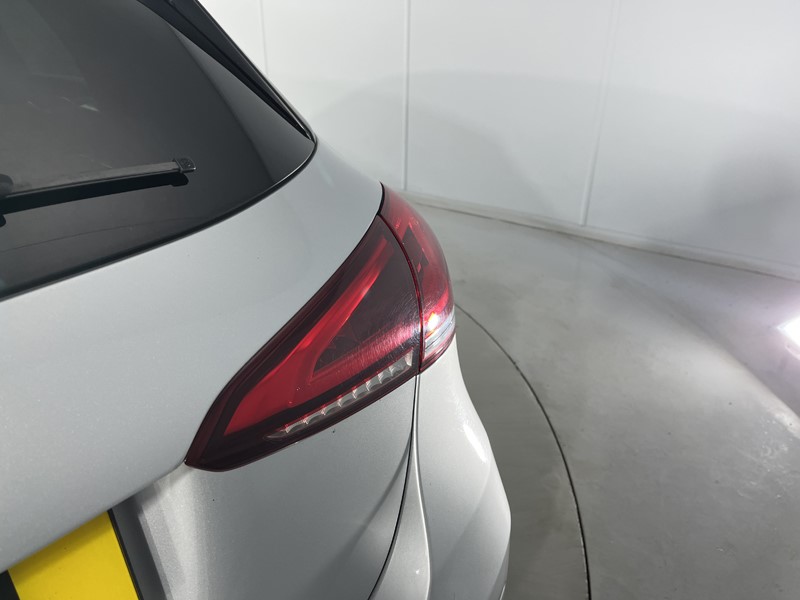 2021 (21) MERCEDES-BENZ A CLASS A180d AMG Line 5dr Auto 5101473