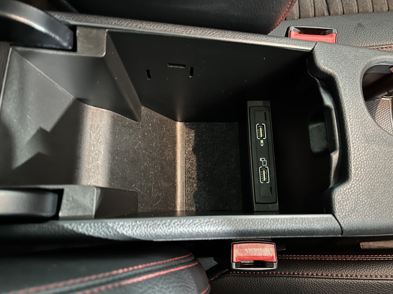 2017 (17) MERCEDES-BENZ A CLASS A200 AMG Line Premium Plus 5dr 5101376