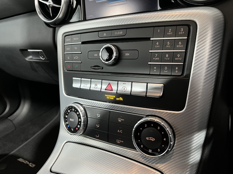 2017 (67) MERCEDES-BENZ SLC 180 AMG Line 2dr 9G-Tronic 5101243