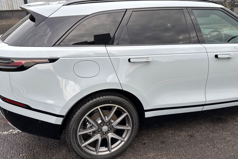  LAND ROVER RANGE ROVER VELAR 3.0 D300 MHEV Autobiography 5dr Auto [Revised] 4755908