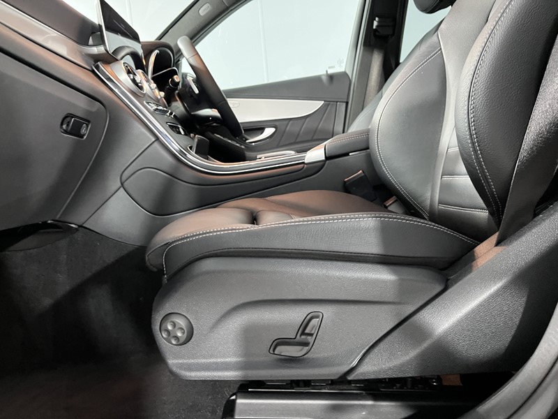 2022 (22) MERCEDES-BENZ GLC 300d 4Matic AMG Line Premium 5dr 9G-Tronic 5101929