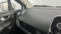 2019 (69) RENAULT CLIO 0.9 TCE 90 Play 5dr 5103843