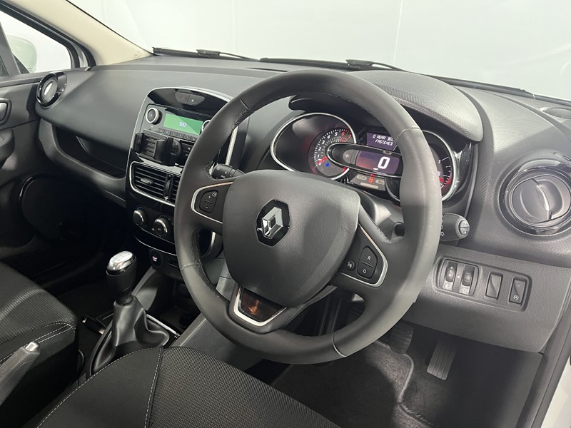 2019 (69) RENAULT CLIO 0.9 TCE 90 Play 5dr 5103826