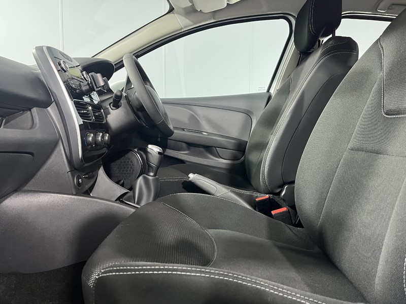 2019 (69) RENAULT CLIO 0.9 TCE 90 Play 5dr 5103847