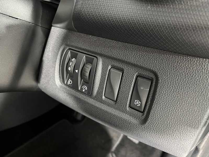 2019 (69) RENAULT CLIO 0.9 TCE 90 Play 5dr 5103838