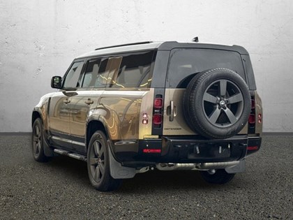LAND ROVER DEFENDER 3.0 D350 X-Dynamic HSE 130 5dr Auto