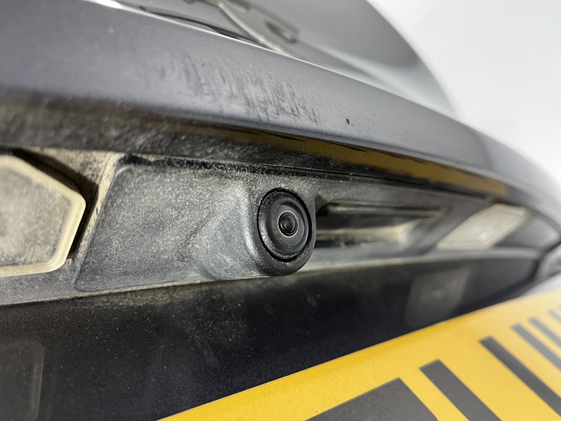 2021 (71) TESLA MODEL 3 Long Range AWD 4dr Auto 5104090