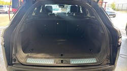 2025 (25) LAND ROVER RANGE ROVER VELAR 2.0 D200 MHEV Dynamic SE 5dr Auto 4537416