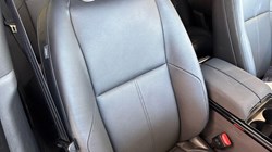 2025 (25) LAND ROVER RANGE ROVER VELAR 2.0 D200 MHEV Dynamic SE 5dr Auto 4537432